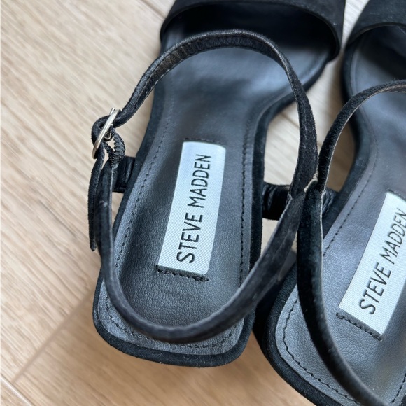 SOLD - Picture 6 of 9